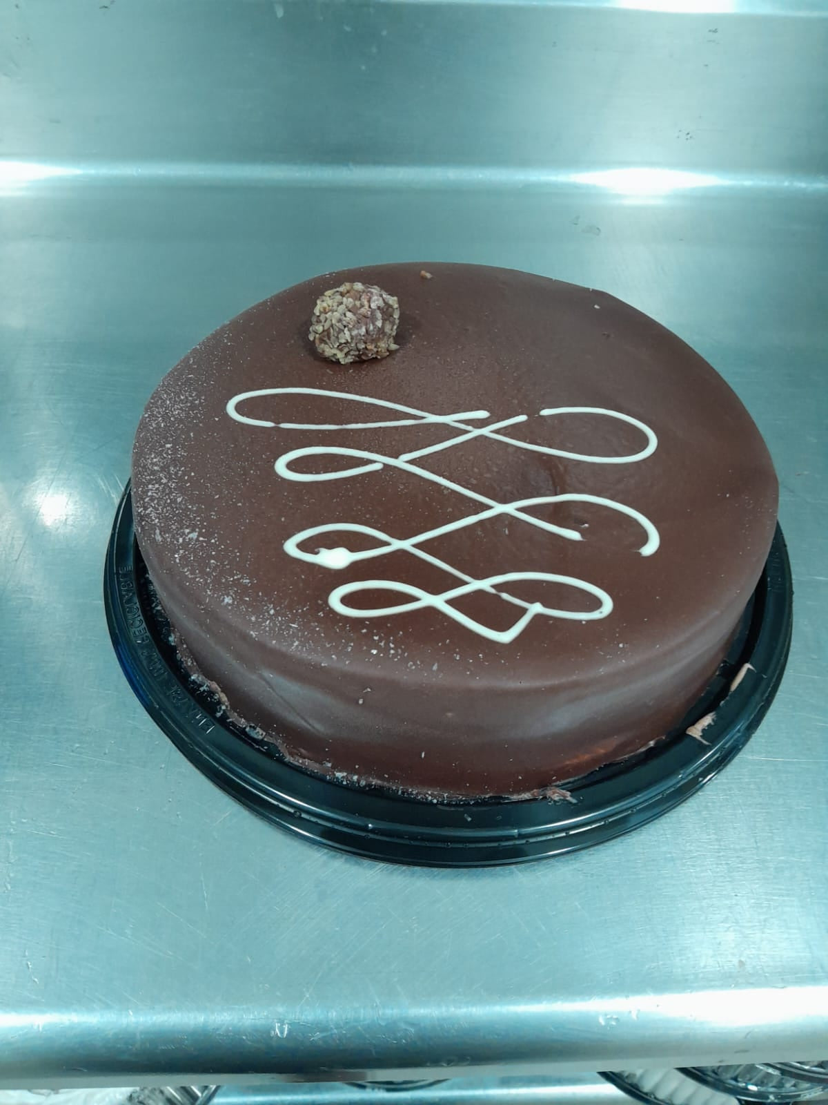 PASTEL TRUFFA 10" TRES LECHES