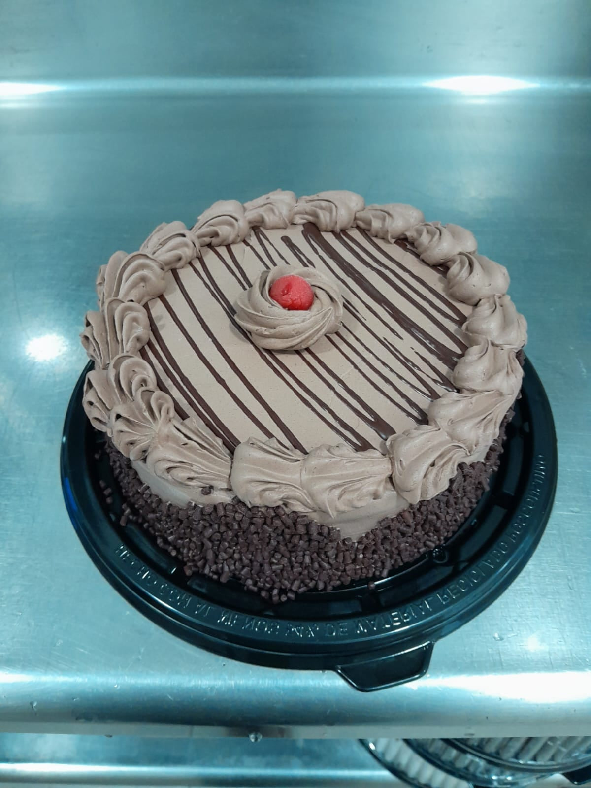 PASTEL AMERICANO CHOCO  ZARZA 8"